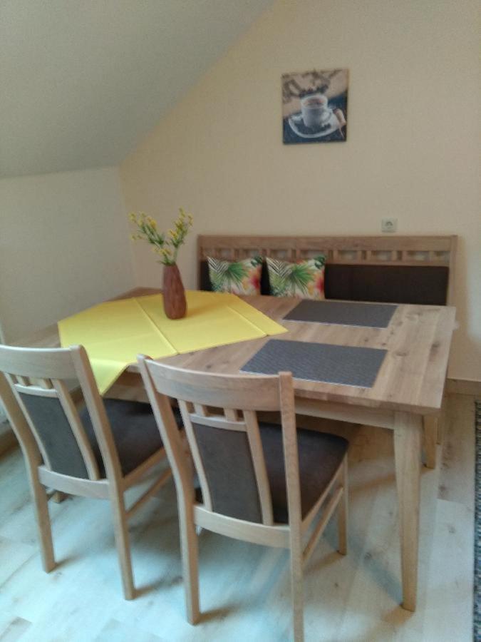 Ferienwohnung Pietzavka Wiesenfelden Exteriör bild